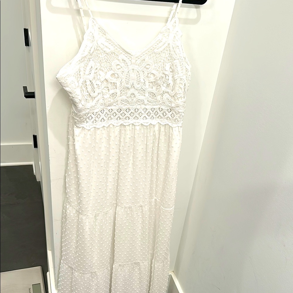 White lace and cut out dress